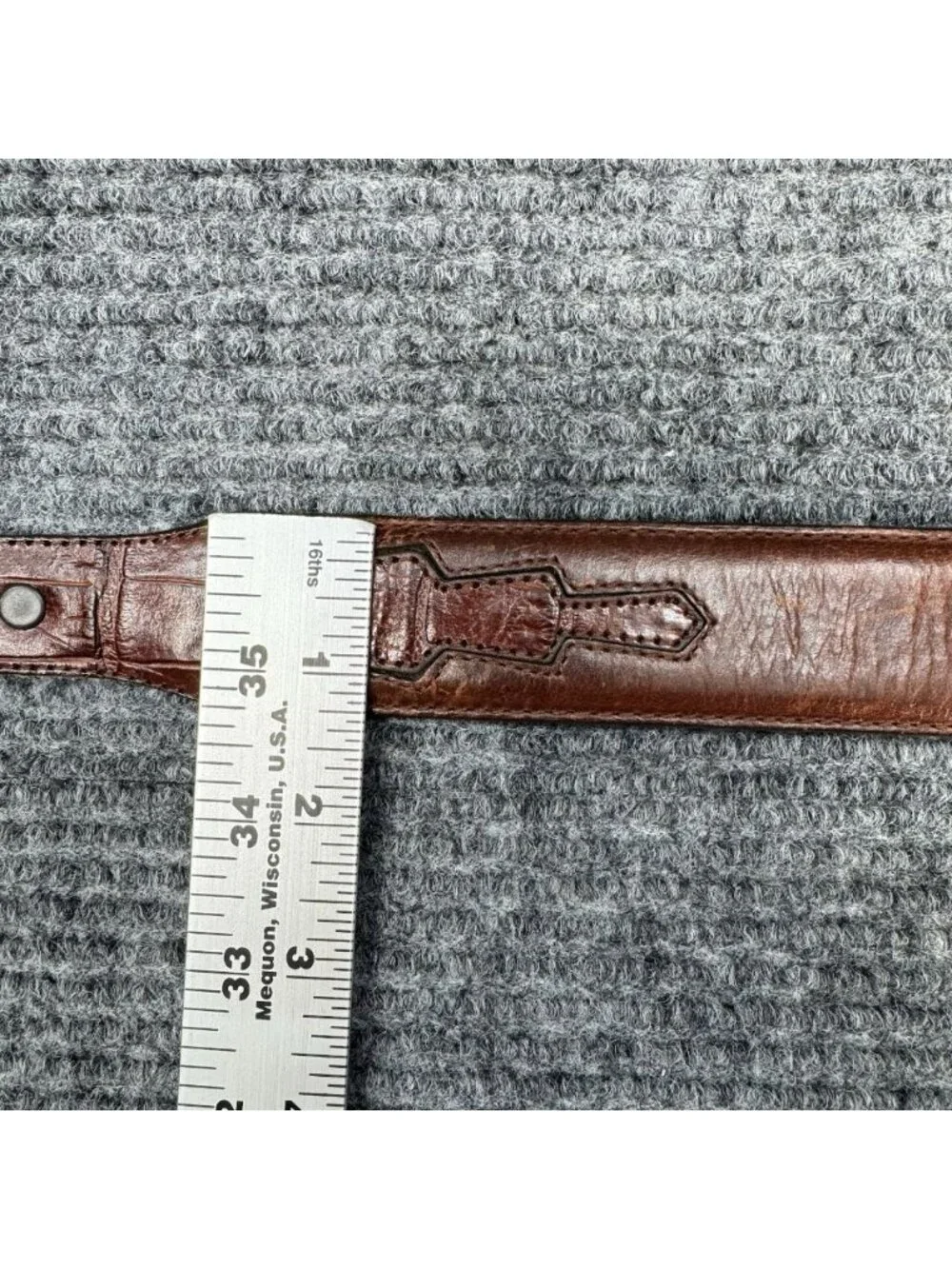 Tony Lama Belt Mens 42 Brown Scale Leather 7497L Silver Tone Buckle Vintage 90s